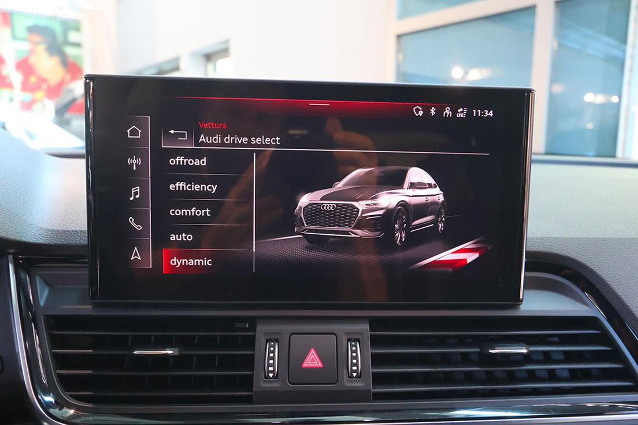 AUDI Q5 40 TDI Sportback Quattro S-Tronic Identity Black - 27