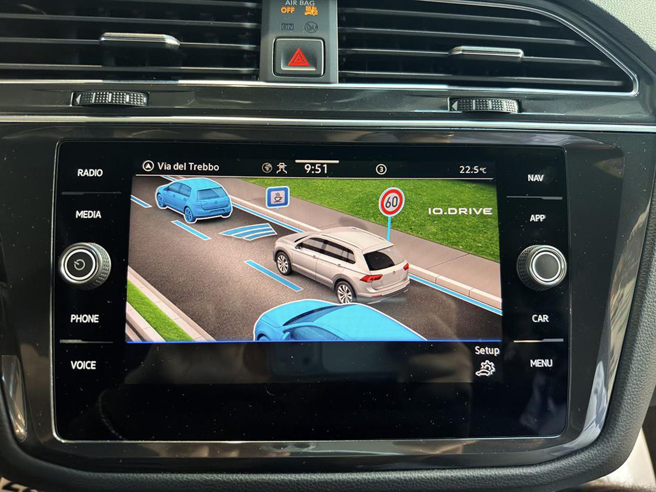 VOLKSWAGEN Tiguan 2.0 TDI 150cv SCR DSG R-Line - 26