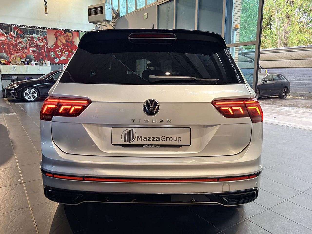 VOLKSWAGEN Tiguan 2.0 TDI 150cv SCR DSG R-Line - 8