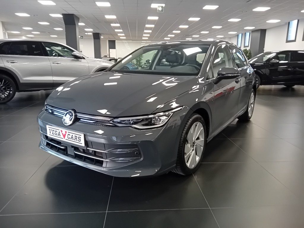 Clicca per ingrandire Golf - 2.0 TDI 150 CV DSG SCR Style OFFERTA PROMO!!!