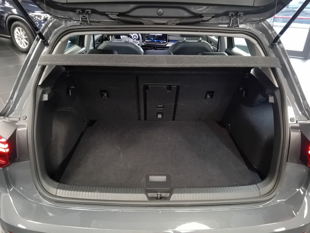 Clicca per ingrandire Golf - 2.0 TDI 150 CV DSG SCR Style OFFERTA PROMO!!!