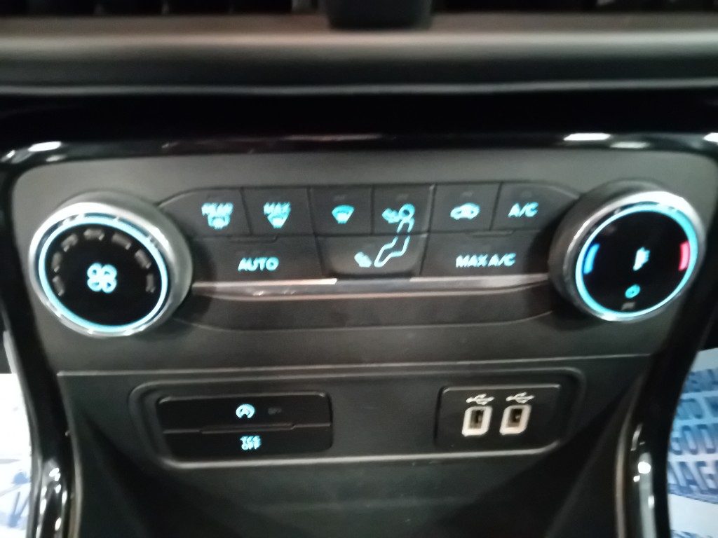 Clicca per ingrandire EcoSport - 1.0 EcoBoost 125 CV Start&Stop ST-Line