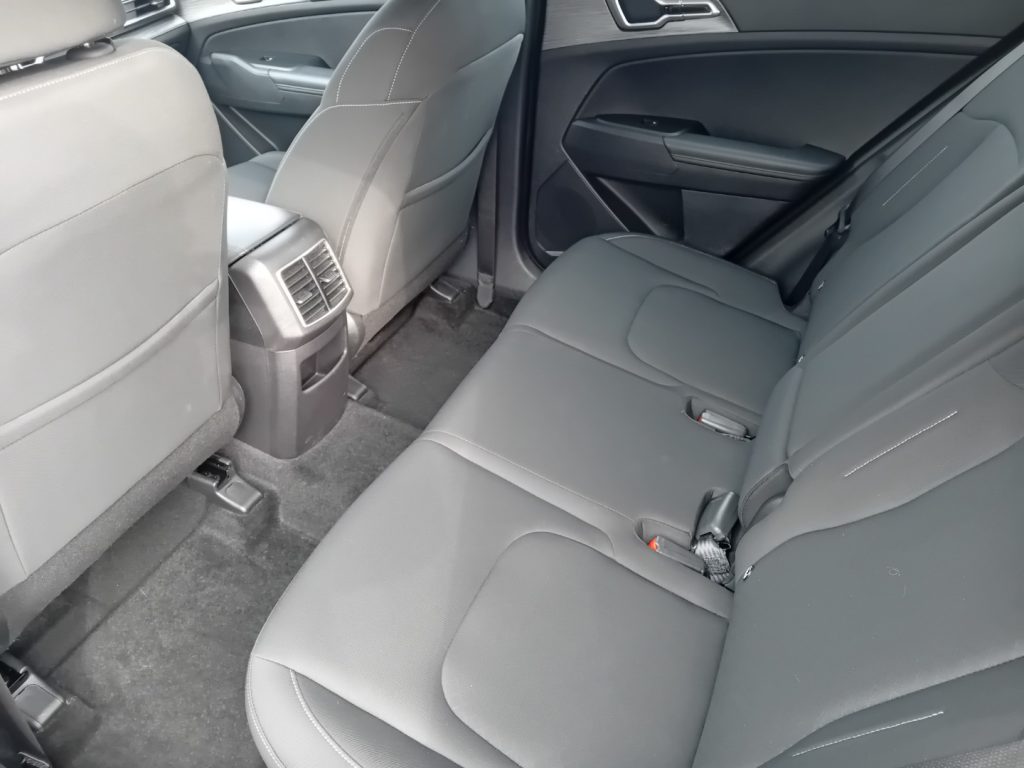 Clicca per ingrandire Sportage - 1.6 CRDi MHEV DCT Business