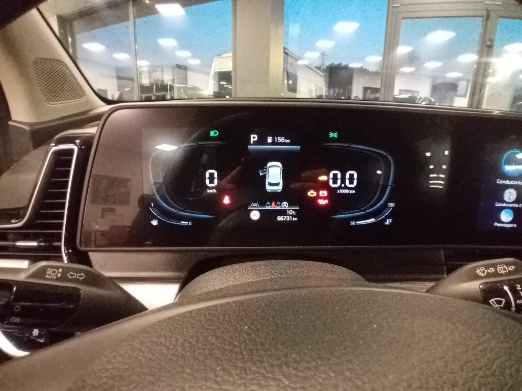 Clicca per ingrandire Sportage - 1.6 CRDi MHEV DCT Business
