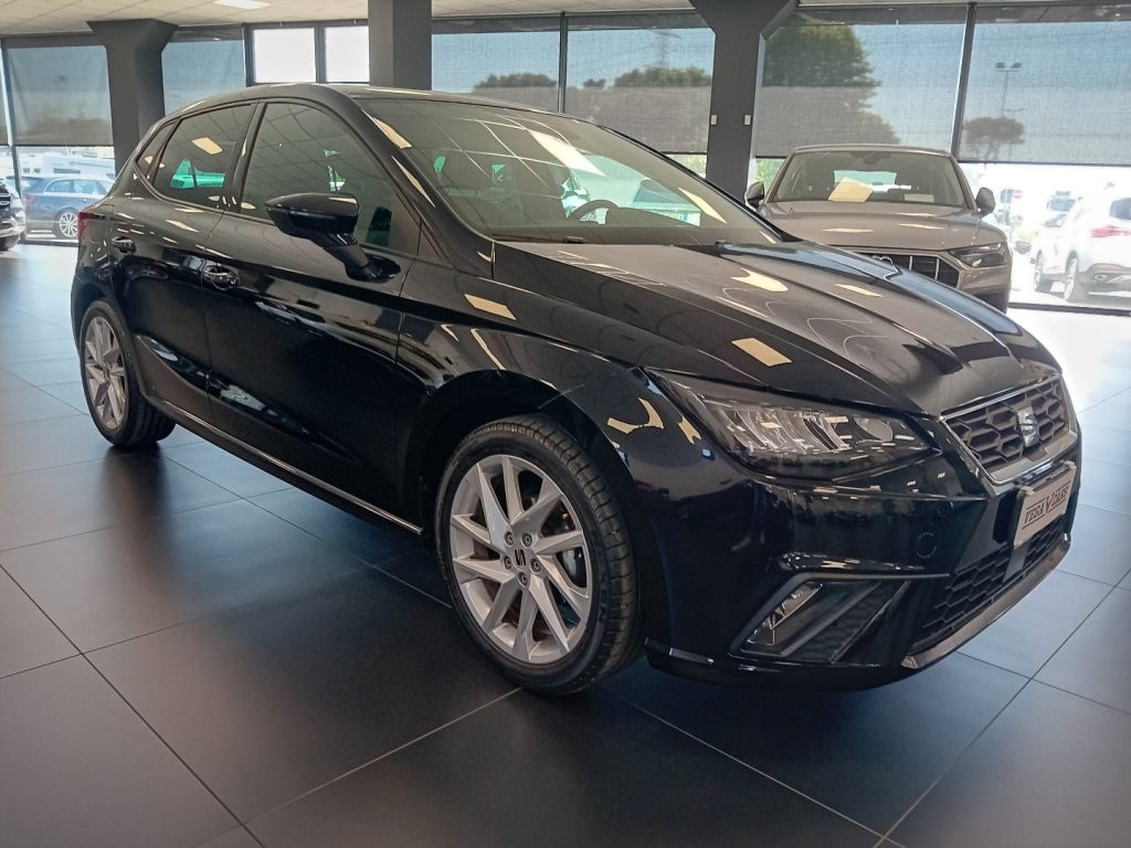 Clicca per ingrandire Ibiza - 1.0 EcoTSI 95 CV 5 porte FR OFFERTA PROMO!!!