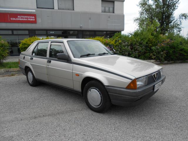 ALFA ROMEO 75 Argento metallizzato