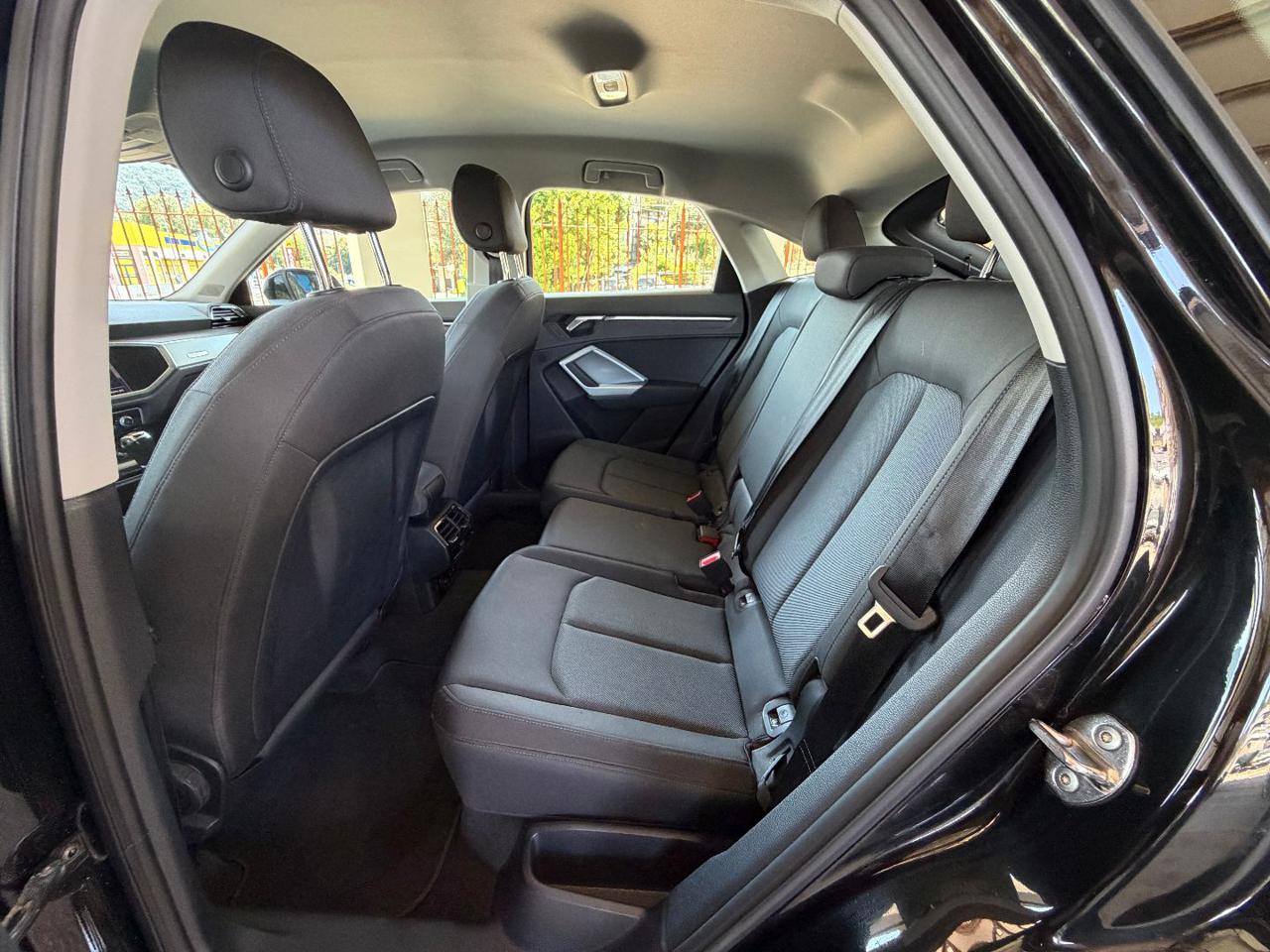 AUDI Q3 SPB 35 TDI Business Plus CAMBIO MANUALE - 10