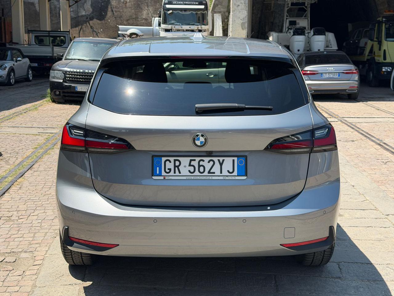 BMW 220 i 48V Active Tourer - 6