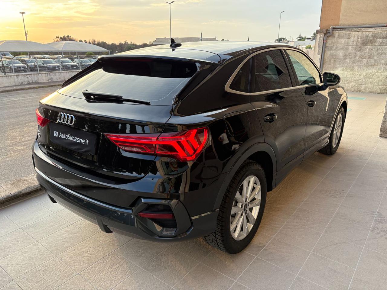 AUDI Q3 SPB SPORTBACK 35 TDI S tronic Business Plus - 5
