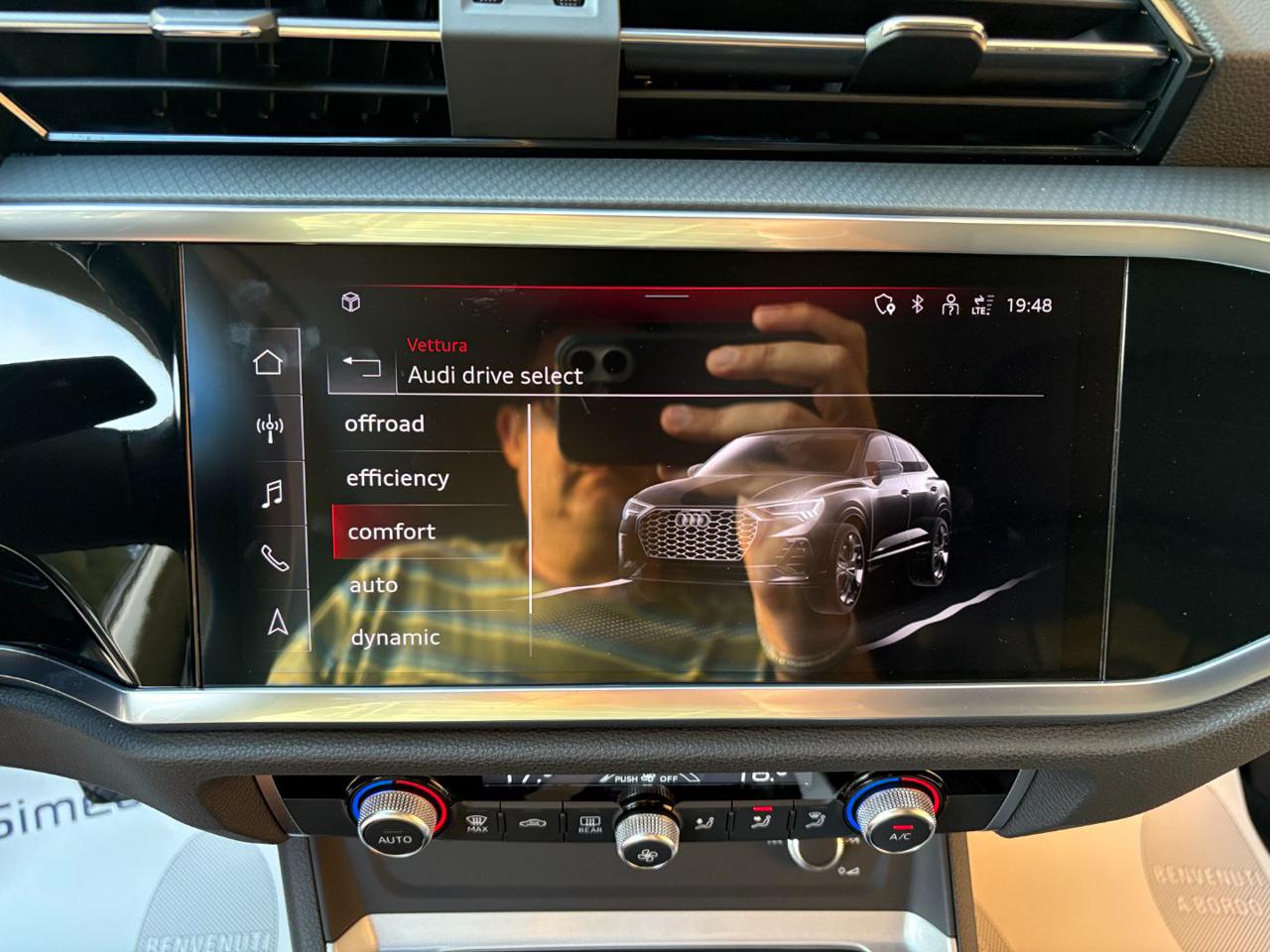 AUDI Q3 SPB SPORTBACK 35 TDI S tronic Business Plus - 28