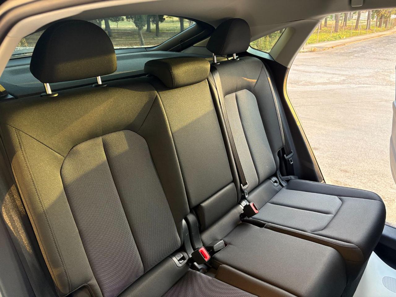 AUDI Q3 SPB SPORTBACK 35 TDI S tronic Business Plus - 19