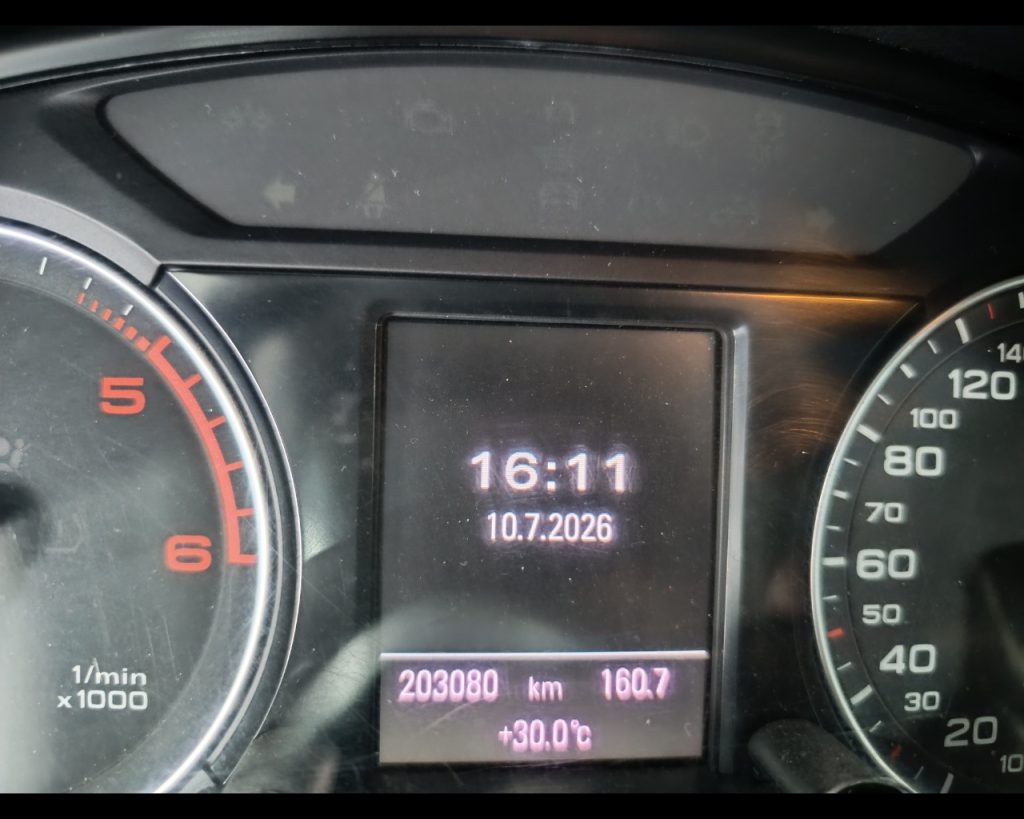 AUDI Q5 2.0 TDI 170 CV quattro Advanced - 10