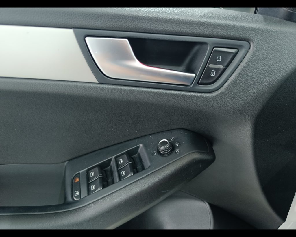 AUDI Q5 2.0 TDI 170 CV quattro Advanced - 13