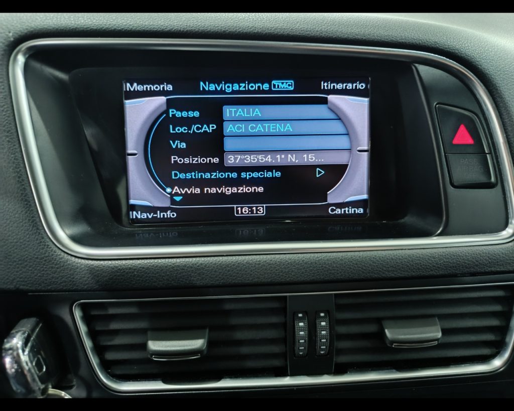 AUDI Q5 2.0 TDI 170 CV quattro Advanced - 14