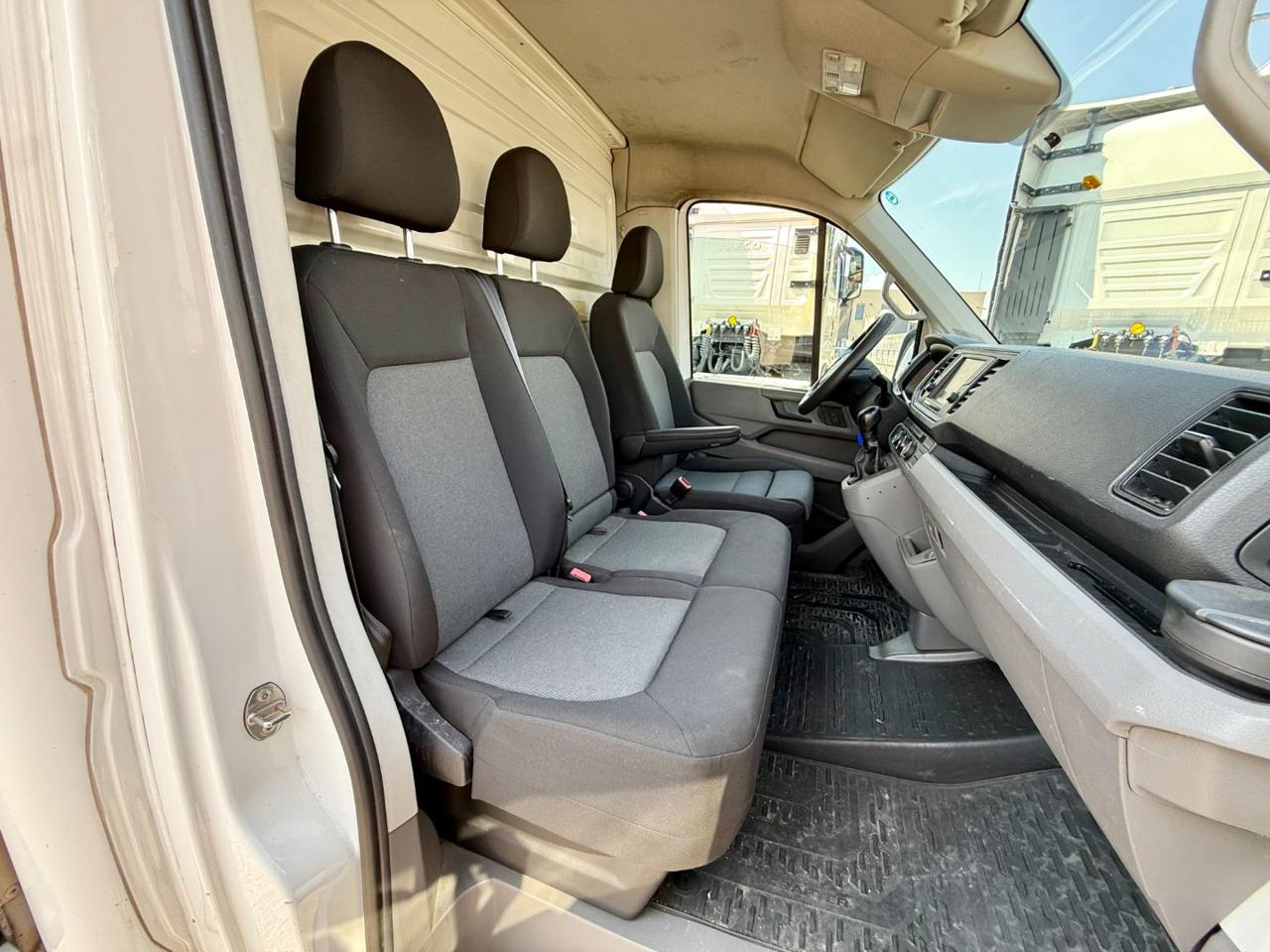 VOLKSWAGEN CRAFTER  2.0 TDI - 10