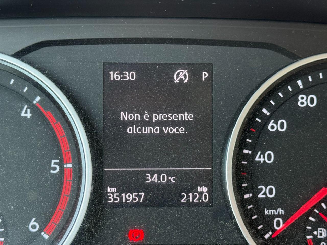 VOLKSWAGEN CRAFTER  2.0 TDI - 12