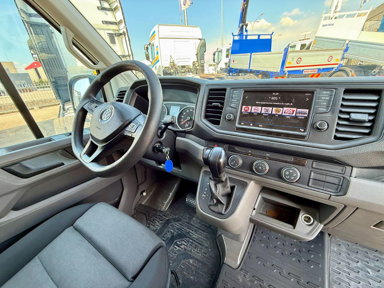 VOLKSWAGEN CRAFTER  2.0 TDI - 11