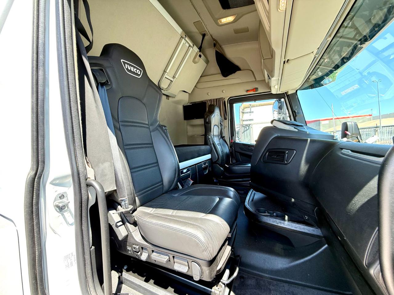 IVECO S-WAY 530 FULL AIR + Impianto Idraulico - 9