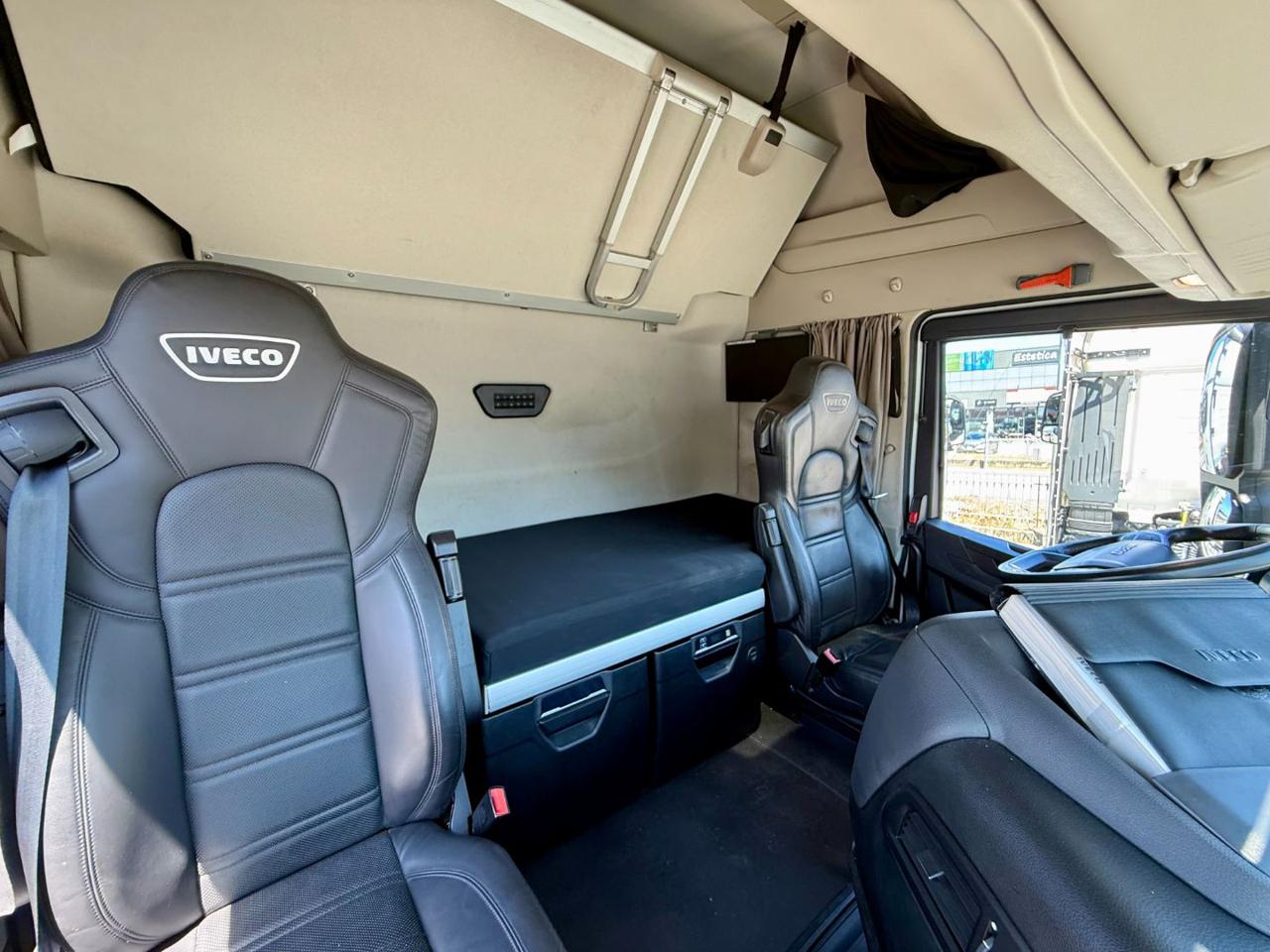 IVECO S-WAY 530 FULL AIR + Impianto Idraulico - 10