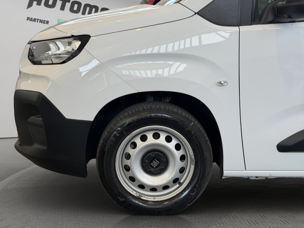 FIAT Doblo 1.5D 100CV - 19