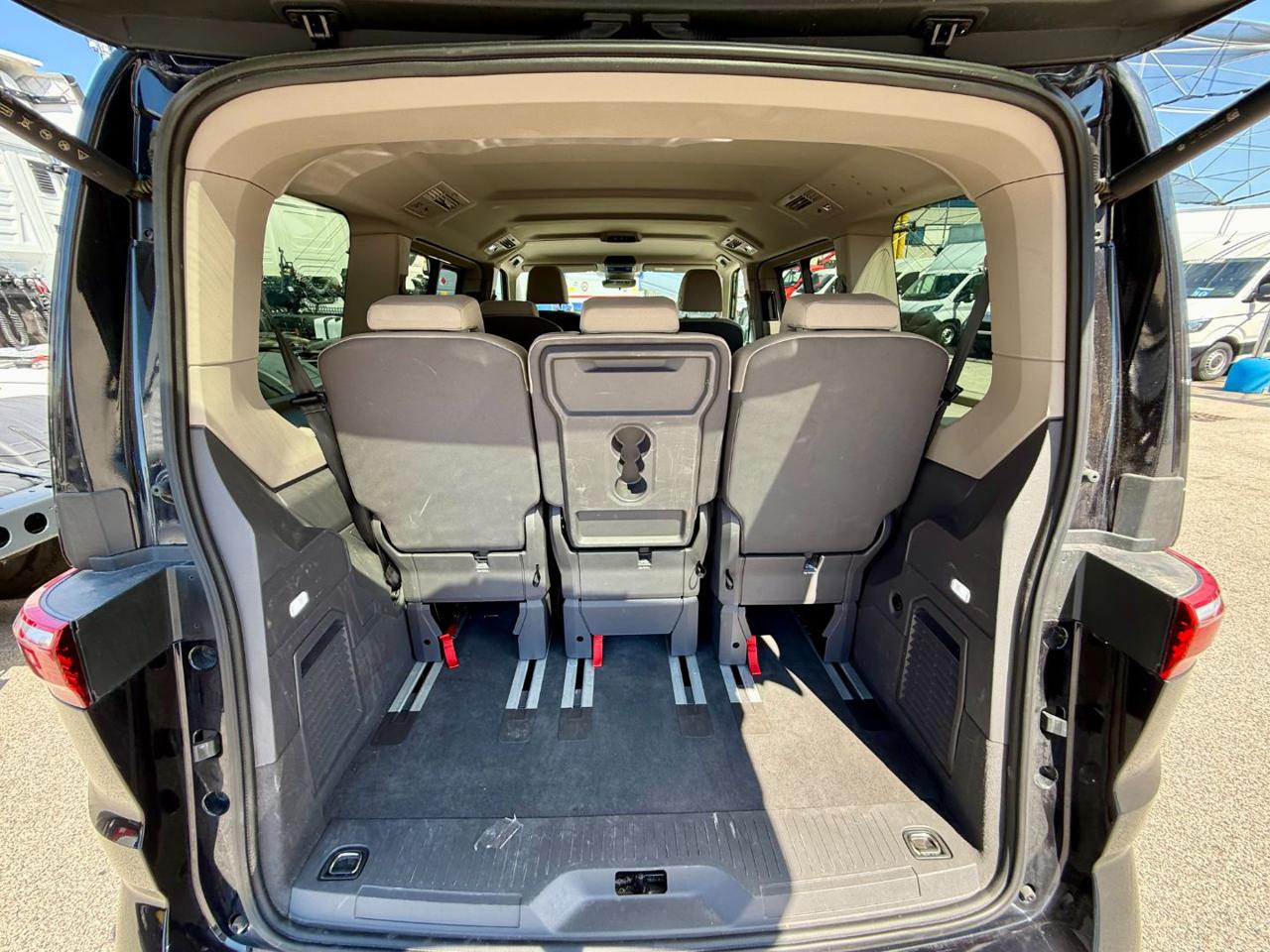 VOLKSWAGEN T7 MULTIVAN 2.0 TDI 150cv SPACE DSG - 14