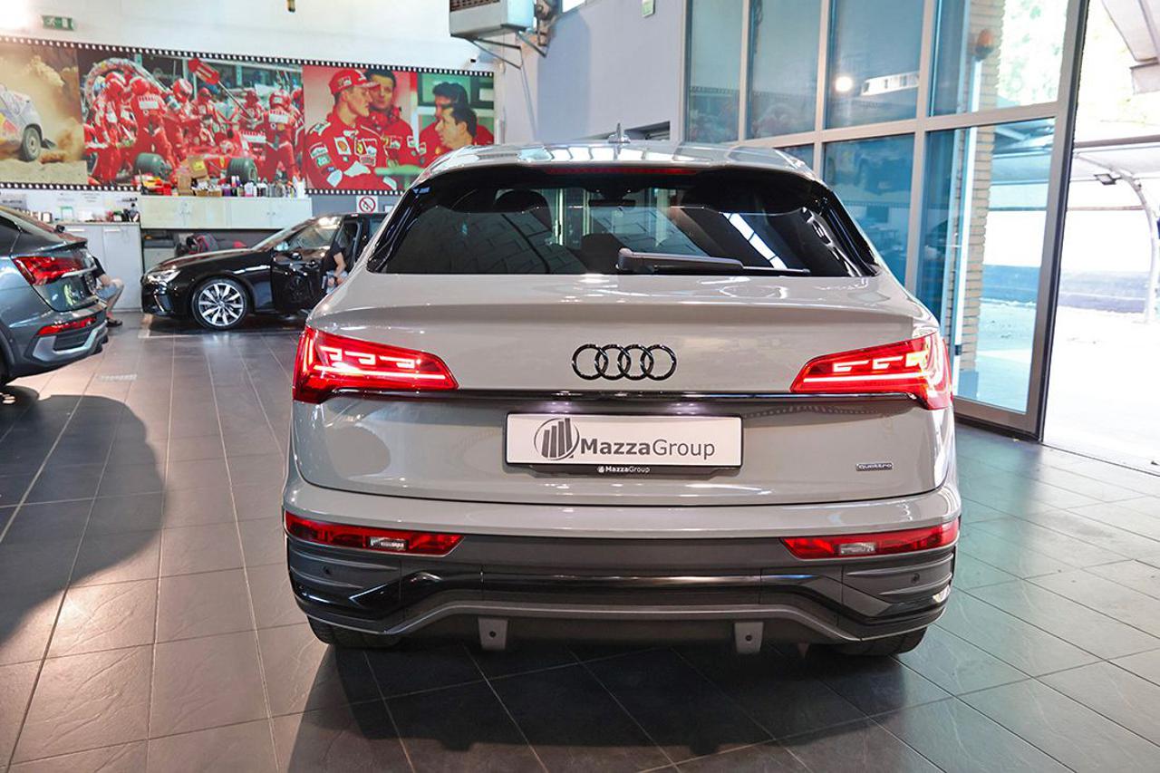 AUDI Q5 40 TDI Sportback Quattro S-Tronic S-Line - 8