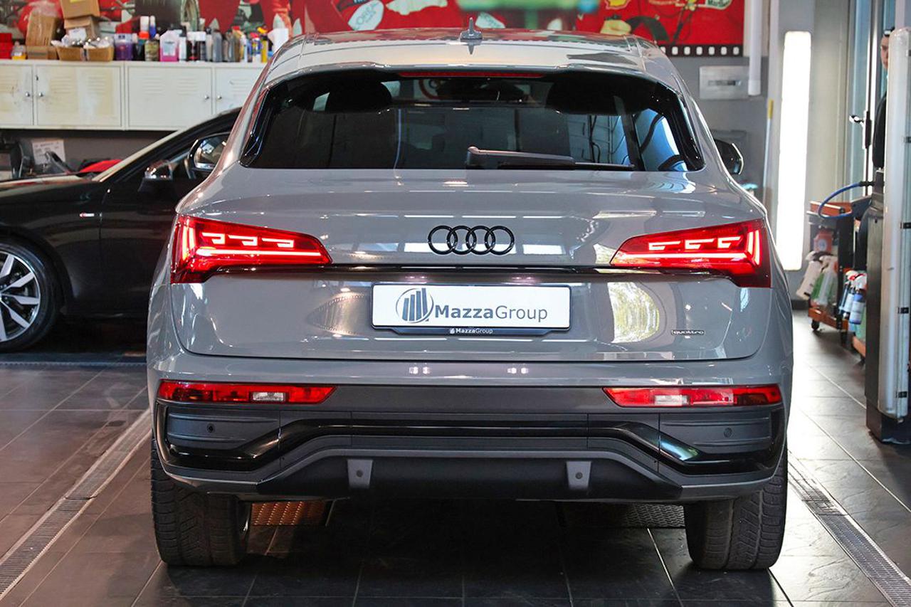 AUDI Q5 40 TDI Sportback Quattro S-Tronic S-Line - 4