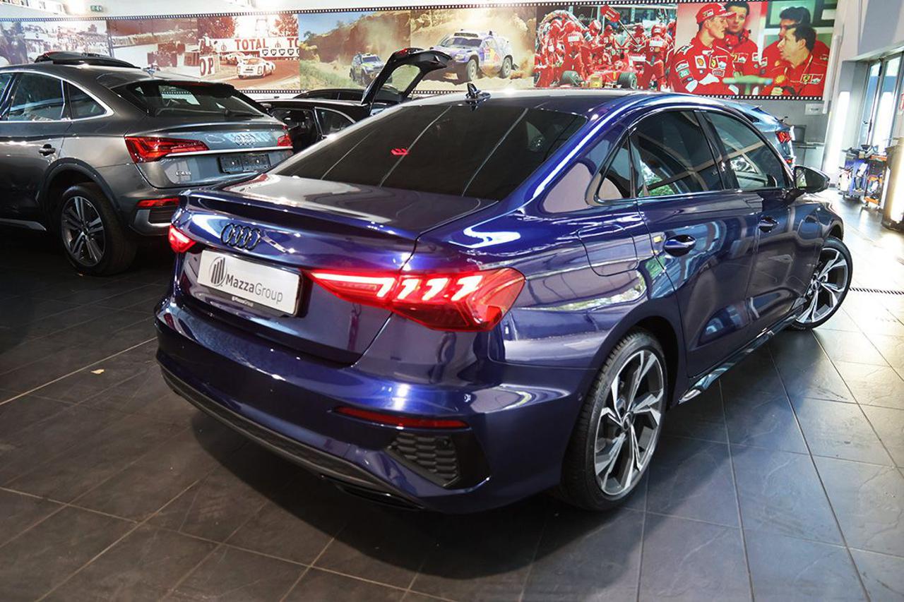AUDI A3 35 TFSI Sedan S-Line - 8
