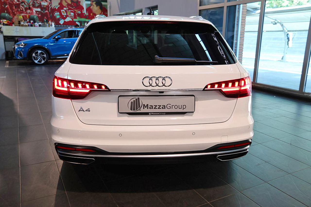 AUDI A4 35 TDI Avant S-Tronic Business Advanced - 8