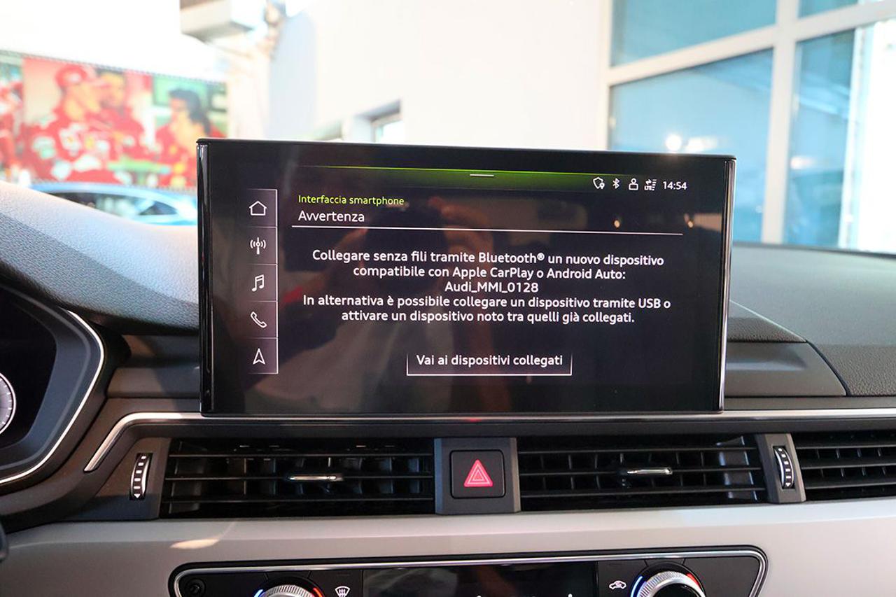 AUDI A4 35 TDI Avant S-Tronic Business Advanced - 26