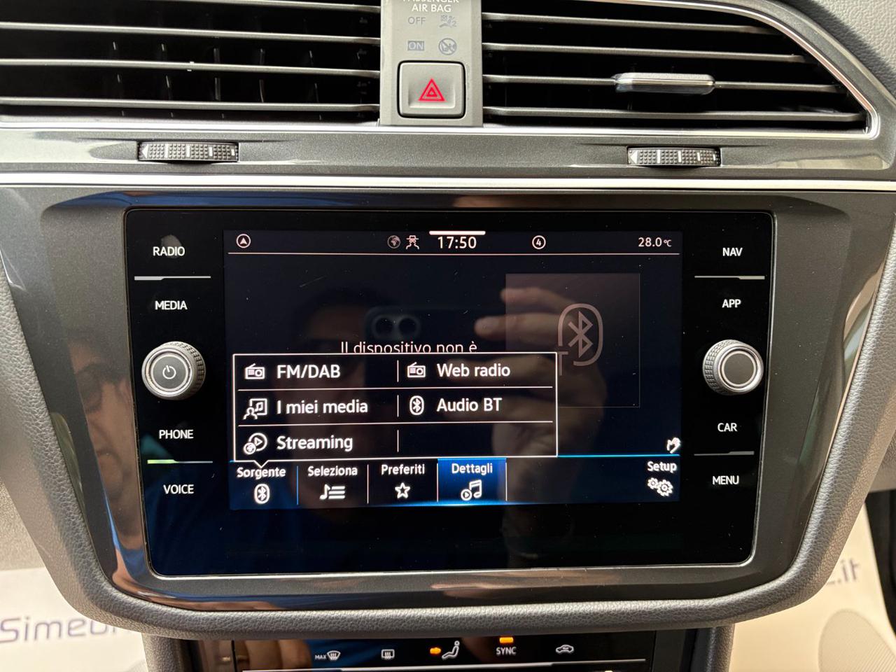 VOLKSWAGEN Tiguan 2.0 TDI 150 CV SCR DSG Life - 21