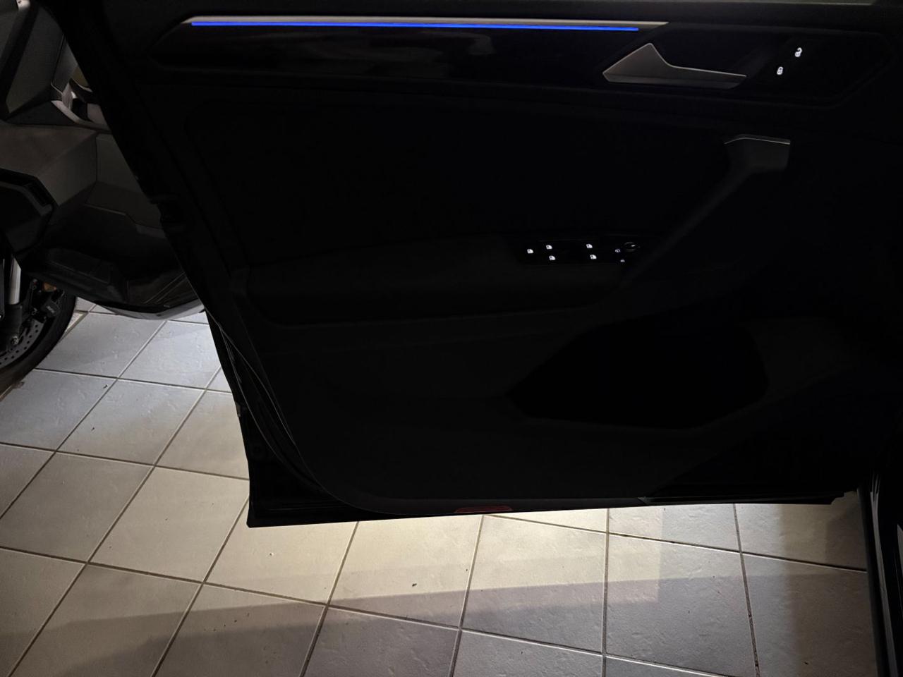 VOLKSWAGEN Tiguan 2.0 TDI 150 CV SCR DSG Life - 14