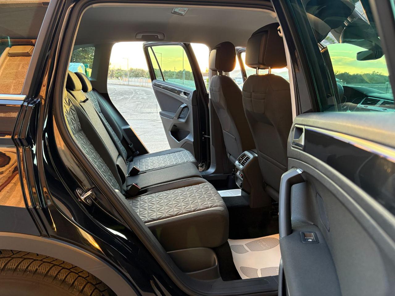 VOLKSWAGEN Tiguan 2.0 TDI 150 CV SCR DSG Life - 11