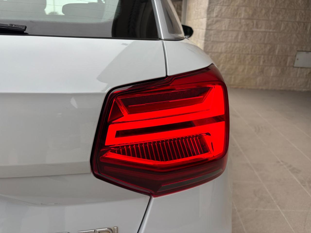 AUDI Q2 30 1.6 TDI S tronic Admired CARPLAY-FARI LED - 33