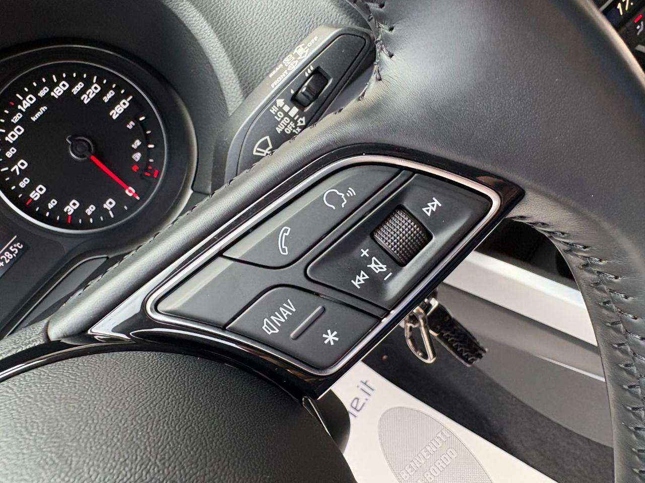 AUDI Q2 30 1.6 TDI S tronic Admired CARPLAY-FARI LED - 23