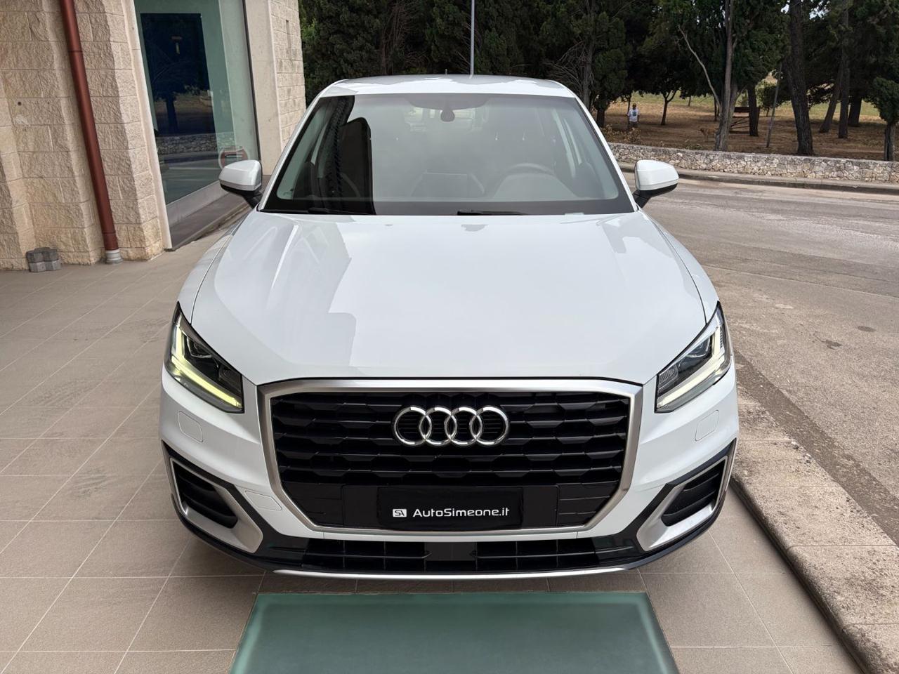 AUDI Q2 30 1.6 TDI S tronic Admired CARPLAY-FARI LED - 2