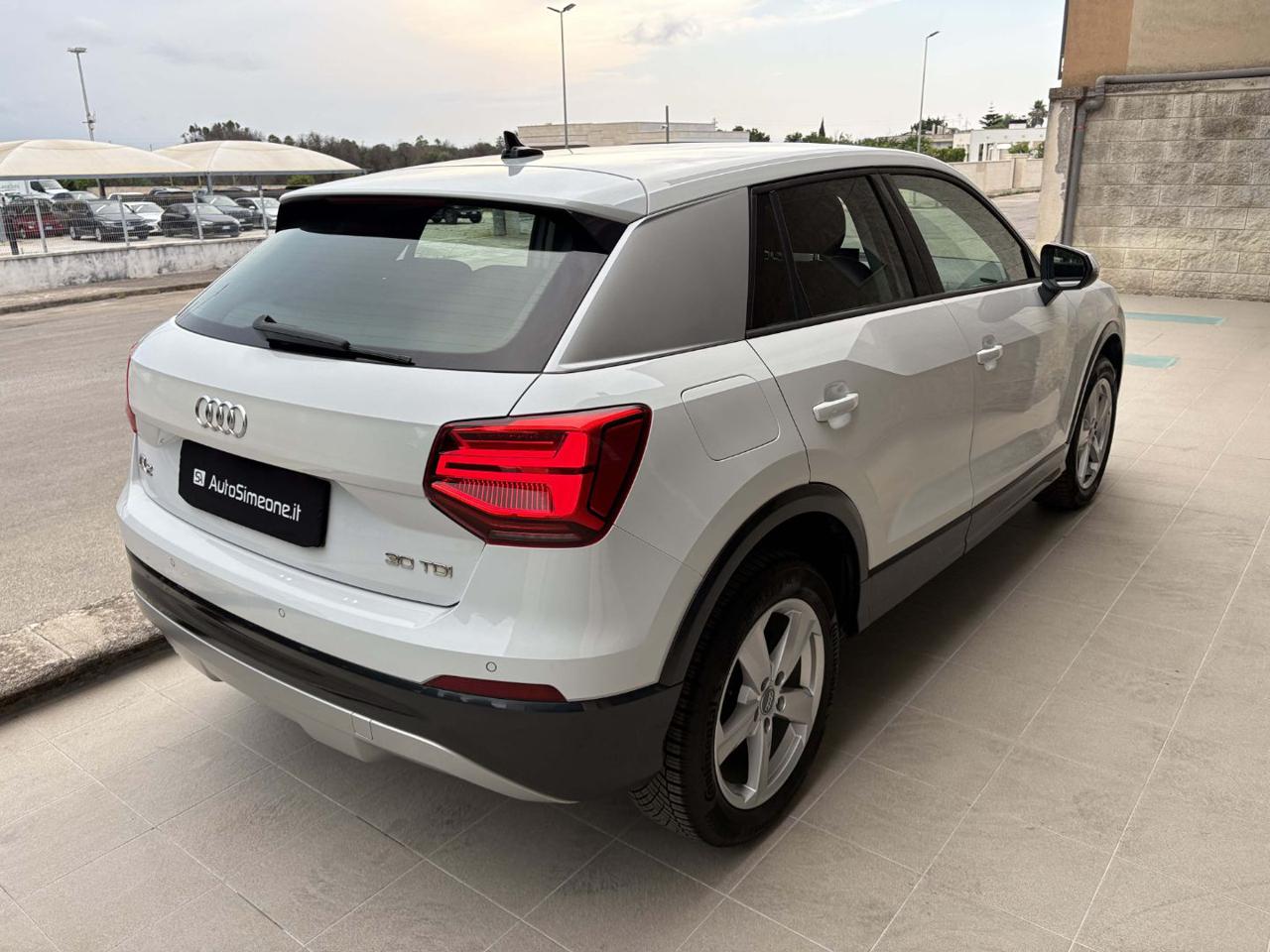 AUDI Q2 30 1.6 TDI S tronic Admired CARPLAY-FARI LED - 5