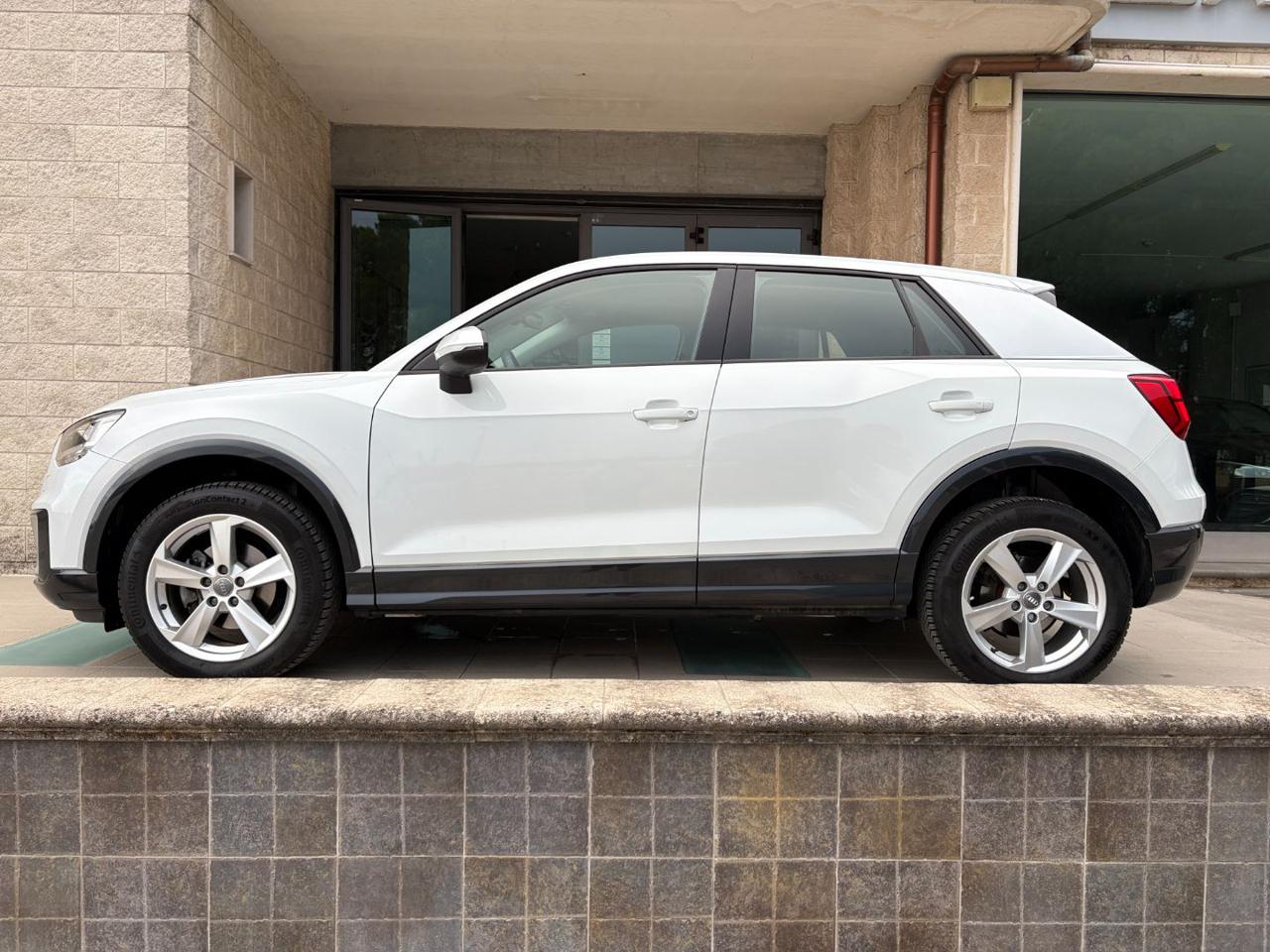 AUDI Q2 30 1.6 TDI S tronic Admired CARPLAY-FARI LED - 8