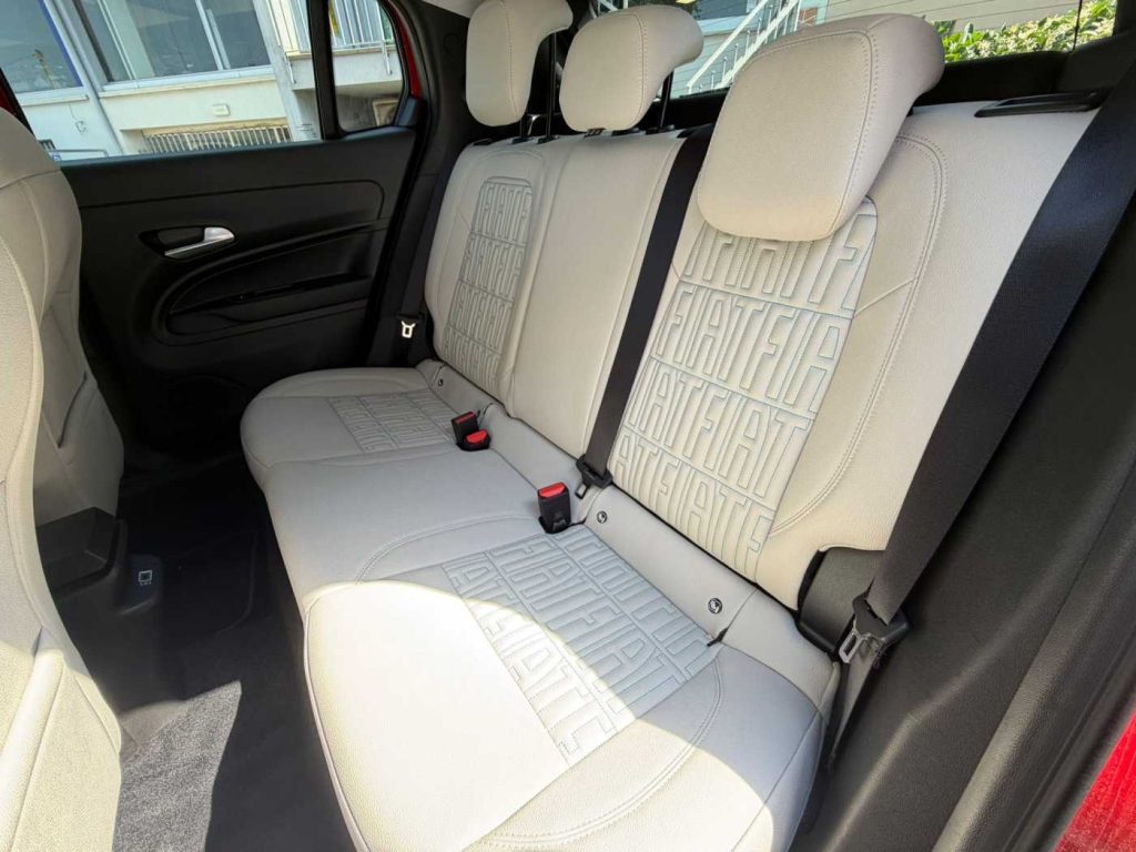FIAT 600 IV 2023  1.2 hybrid La Prima 110cv auto - 20