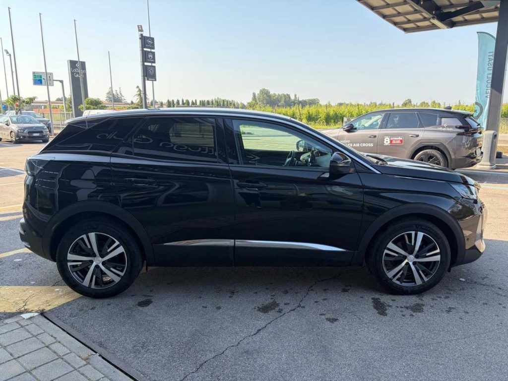 PEUGEOT 3008 1.5 bluehdi Allure Pack s&s 130cv eat8 - 5