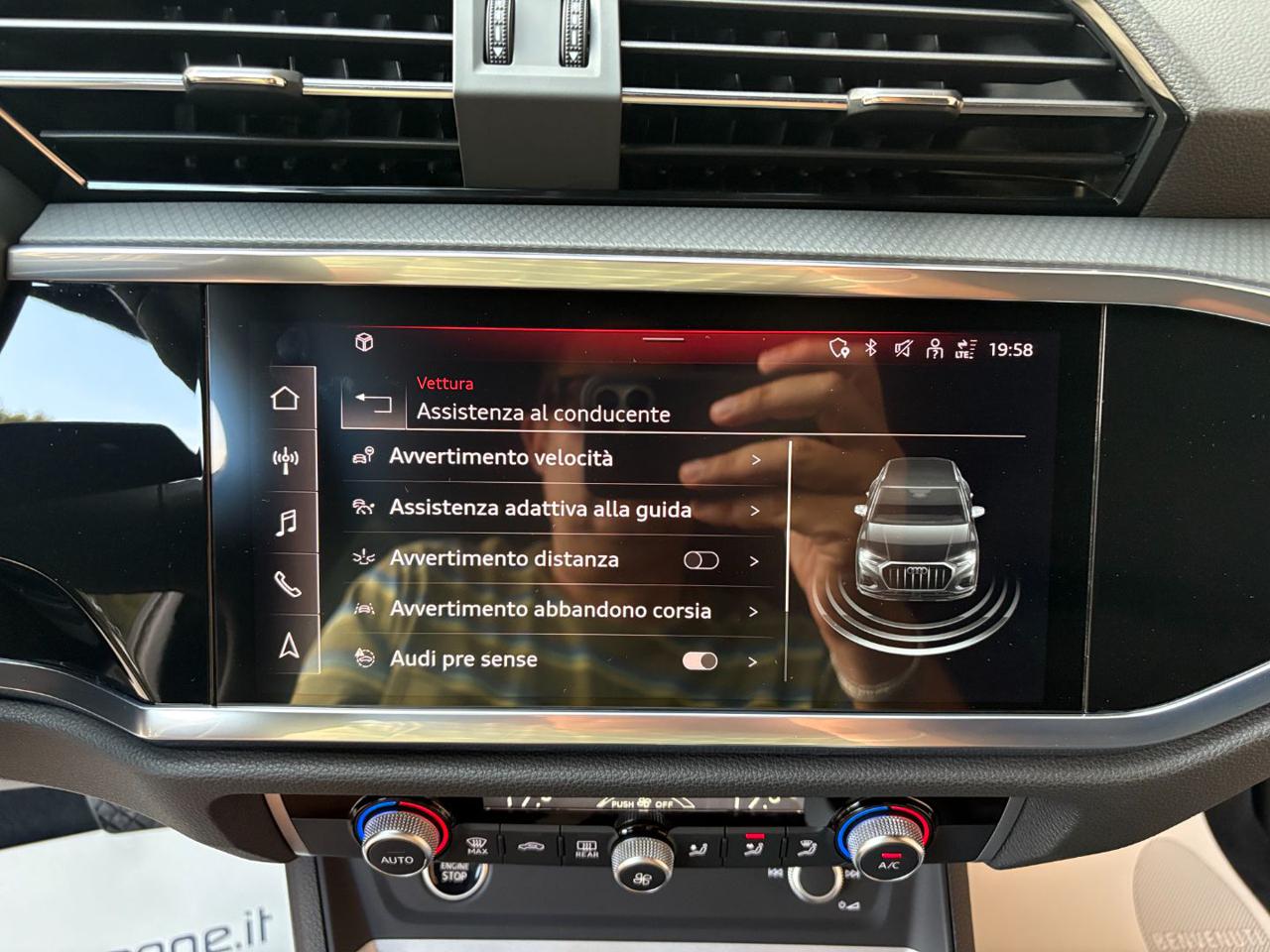 AUDI Q3 35 TDI S tronic S line edition LUCI AMBIENTE - 32