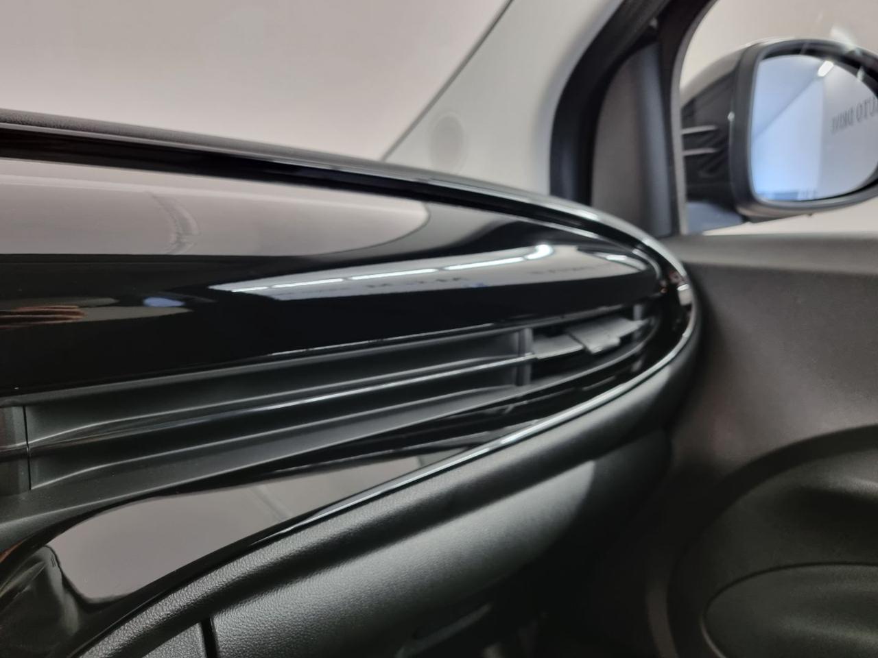 FIAT 500 Berlina Hybrid Icon - 24