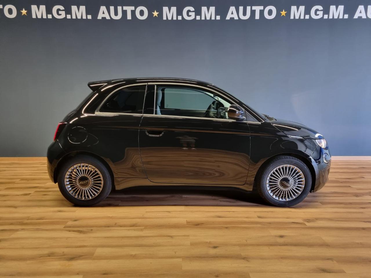 FIAT 500 Berlina Hybrid Icon - 4