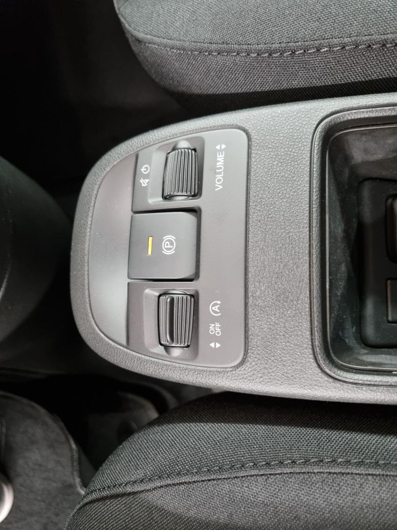 FIAT 500 Berlina Hybrid Icon - 20