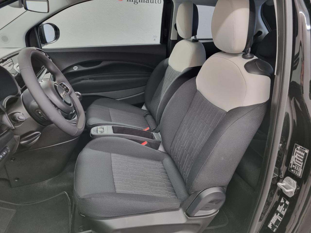 FIAT 500 Berlina Hybrid Icon - 16