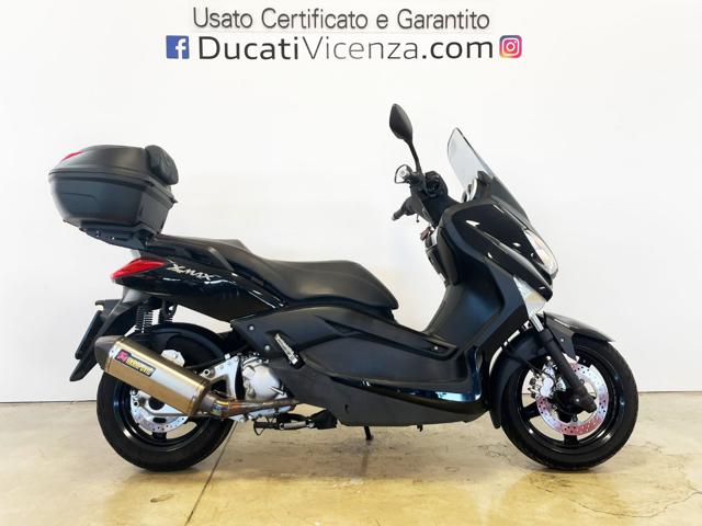 YAMAHA X-Max 250 Nero metallizzato