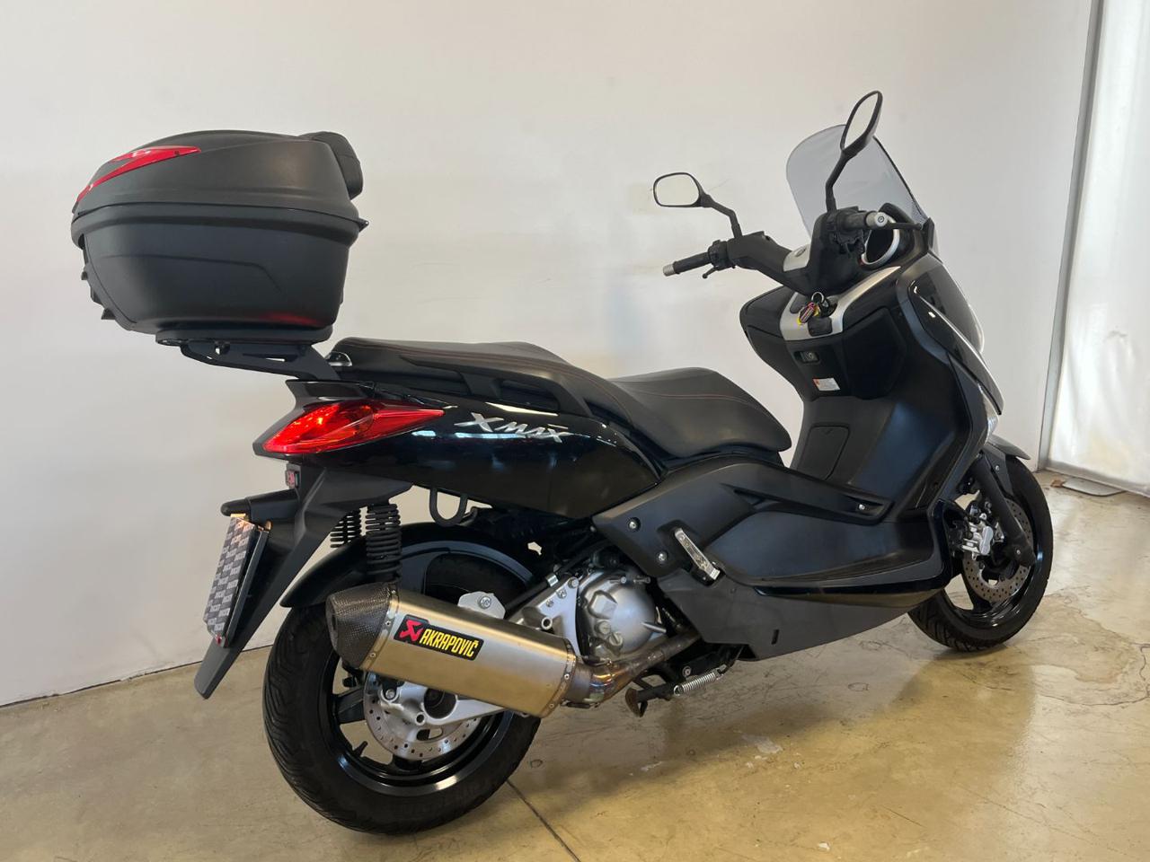 YAMAHA X-Max 250 250 - 7