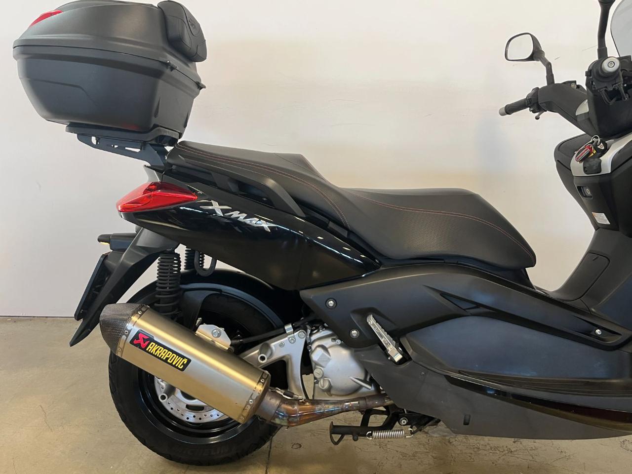 YAMAHA X-Max 250 250 - 6