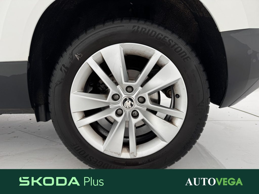 SKODA Karoq 1.0 tsi ambition 110cv - 10