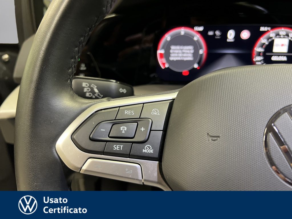 VOLKSWAGEN Golf 2.0 tdi life 115cv - 17